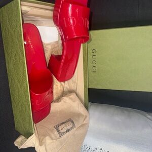 Gucci Women's Bold Red Sandals